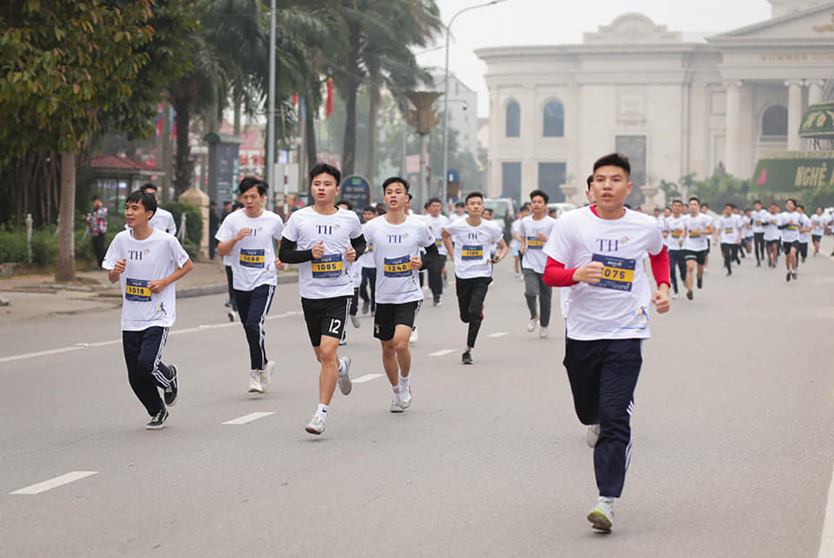Môn chạy bộ được chọn để kích hoạt các hoạt động truyền thông thể thao trường học giai đoạn 2020 - 2025