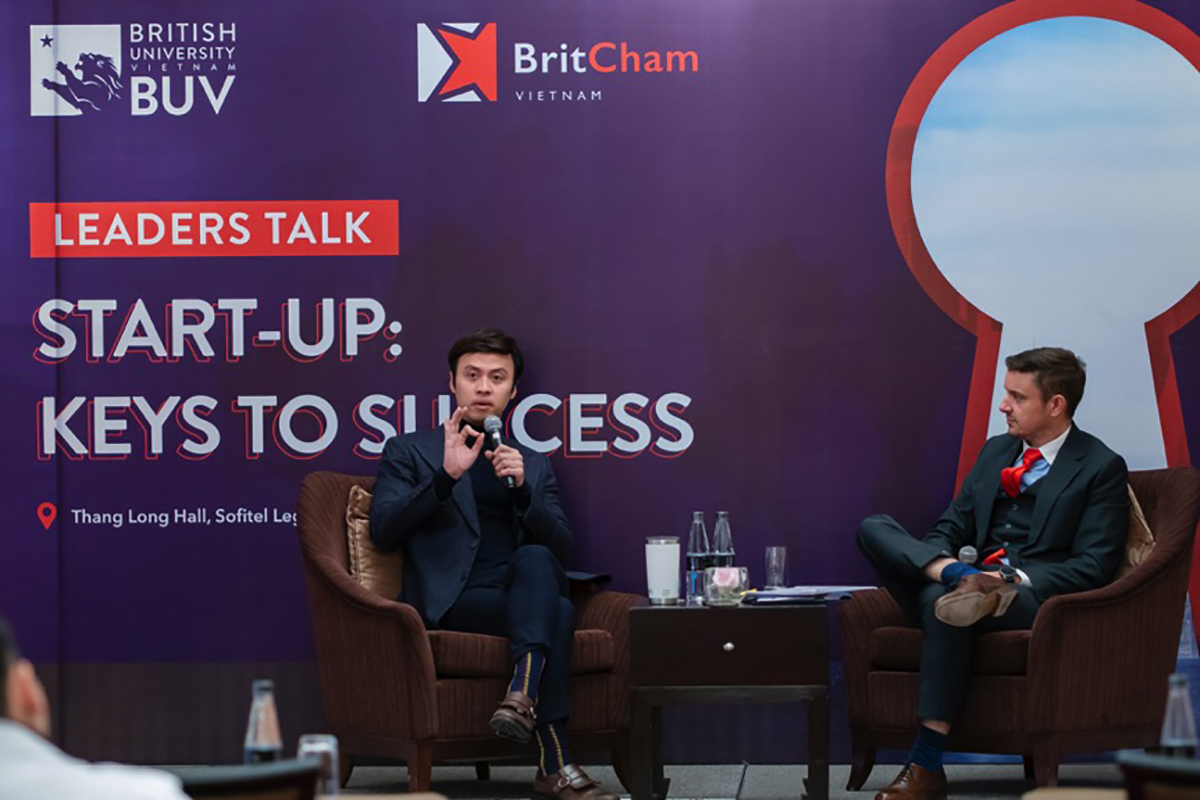 Diễn giả khách mời Shark Lê Đăng Khoa tại buổi tọa đàm cùng đại diện đến từ trường Đại học Anh Quốc Việt Nam (BUV)
