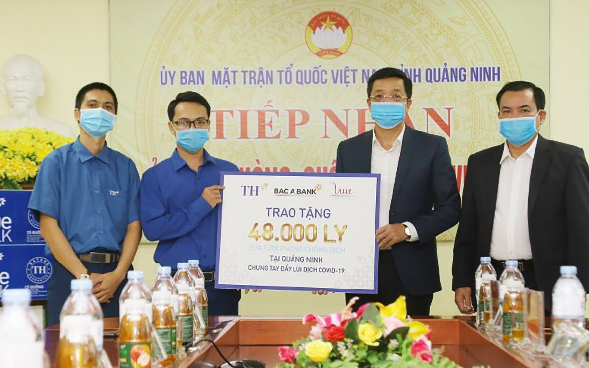 Tập đoàn TH, Ngân hàng TMCP Bắc Á tặng 48.000 ly sữa tiếp sức người dân, lực lượng chống dịch Covid-19 tại Quảng Ninh