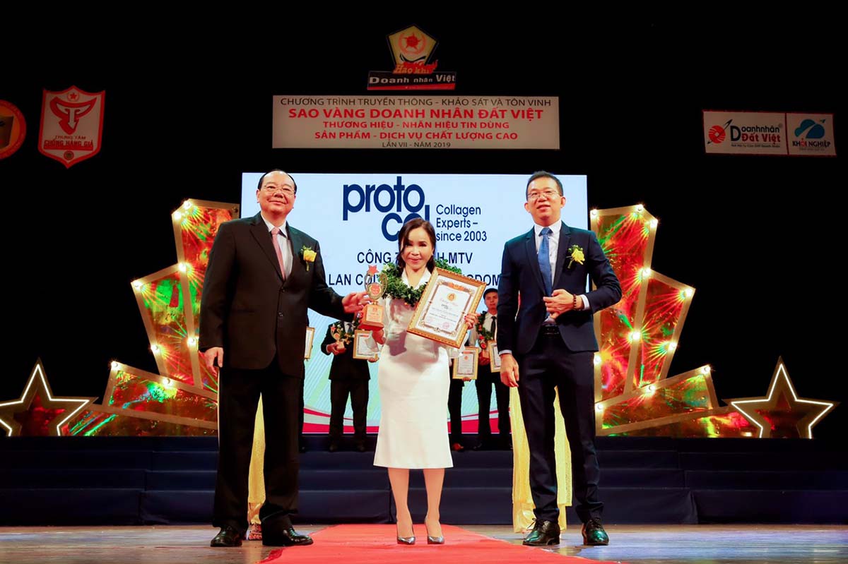 CEO Lan Coles vinh dự nhận danh hiệu Sao vàng doanh nhân đất Việt