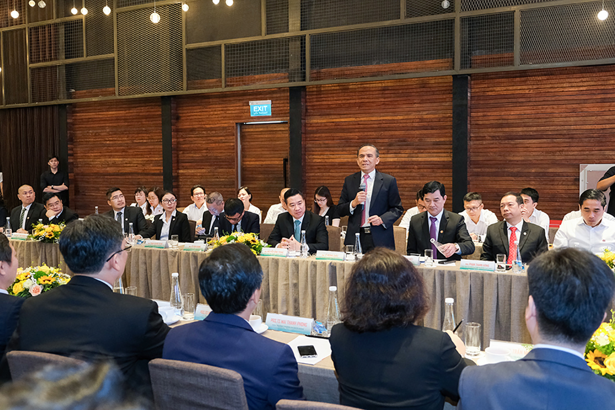 Ông Lê Hoàng Châu - Chủ tịch Hiệp hội BĐS TP.HCM góp ý trong phiên thảo luận hợp tác