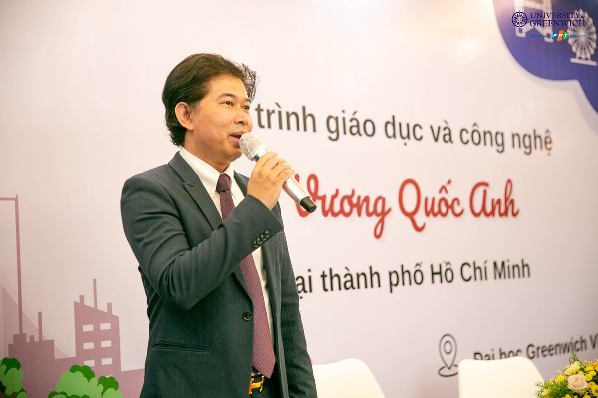 Ông Nguyễn Nhựt Tân - Giám đốc Trường ĐH Greenwich (Việt Nam) phát biểu tại chương trình