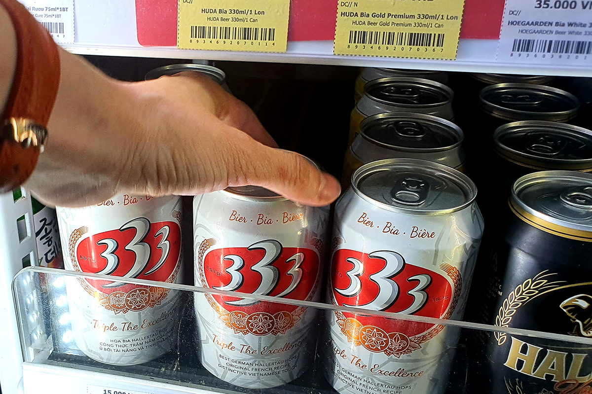 Bia 333 là sản phẩm quen thuộc từ lâu với người tiêu dùng Việt  - ảnh: K.N