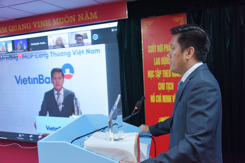 Ông Lê Duy Hải - Giám đốc Khối KHDN VietinBank phát biểu tại buổi lễ