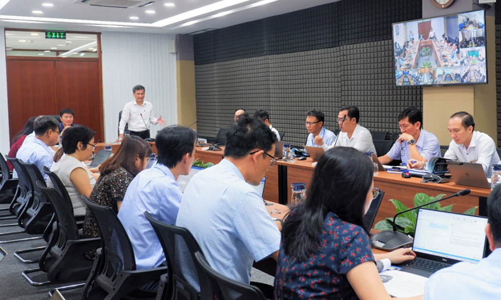 Ông Lê Văn Danh - Tổng giám đốc EVNGENCO 3 tham dự và phát biểu tại buổi đào tạo về chuyển đổi số