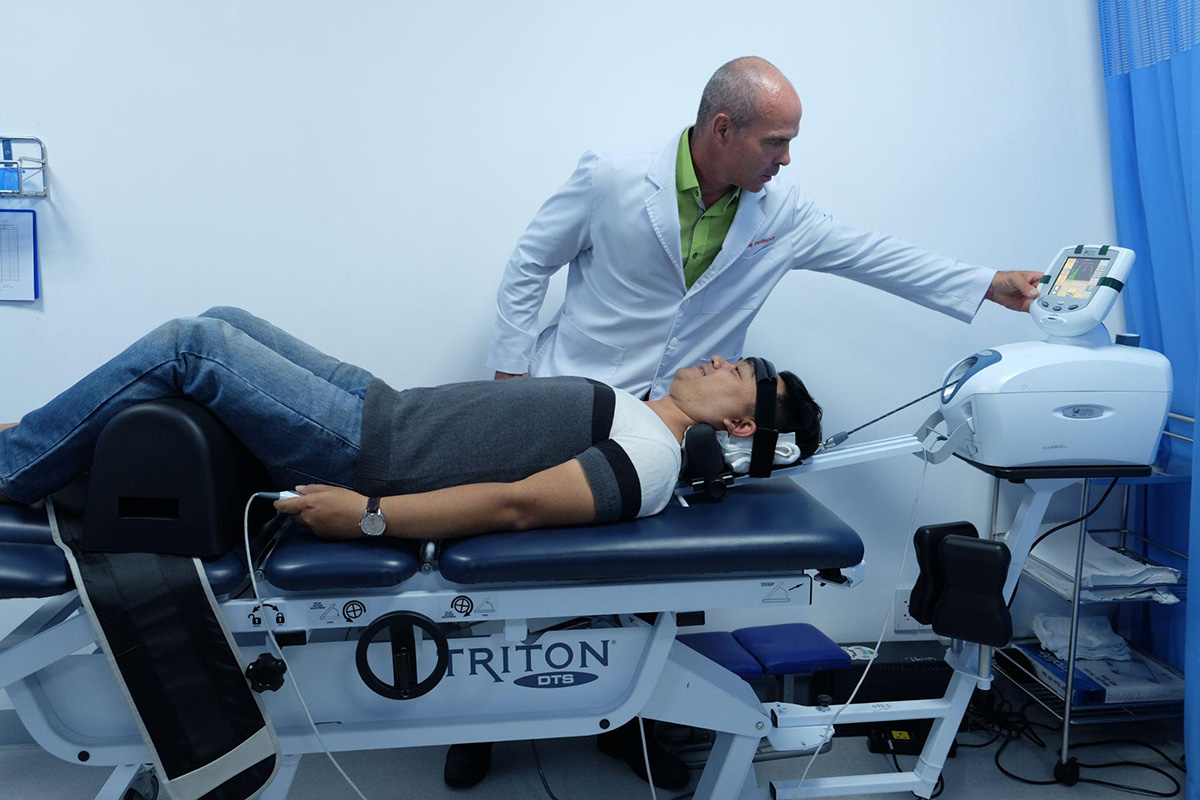 Kết hợp Vật lý trị liệu và Chiropractic giúp đẩy nhanh quá trình hồi phục bệnh 