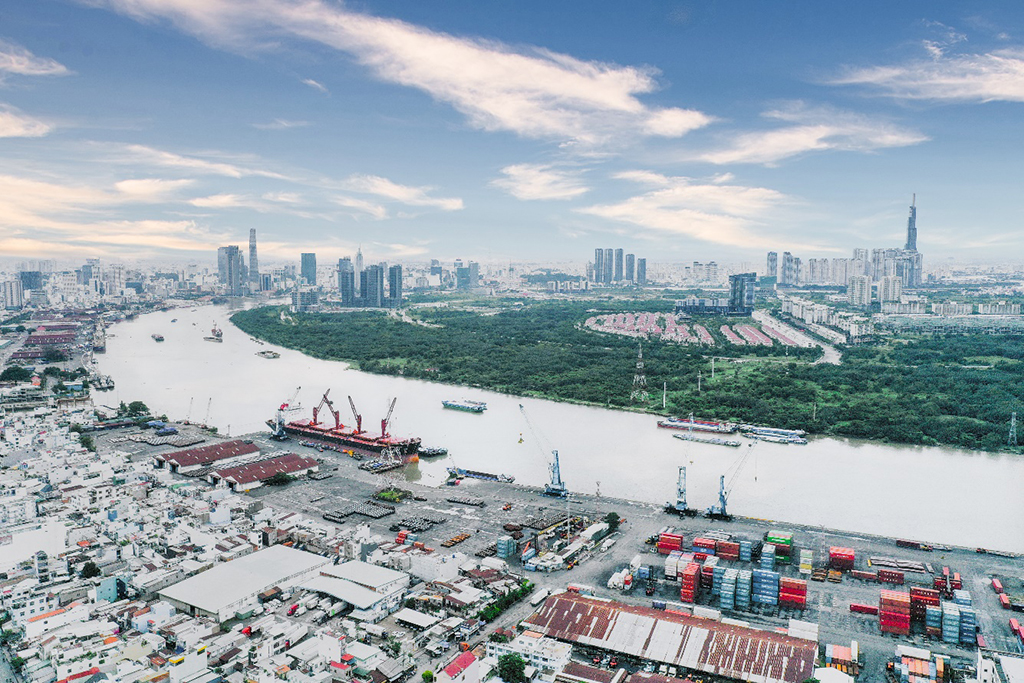 Tầm nhìn thực tế từ dự án Asiana Riverside hướng về trung tâm quận 1 và khu đô thị mới Thủ Thiêm xanh mát