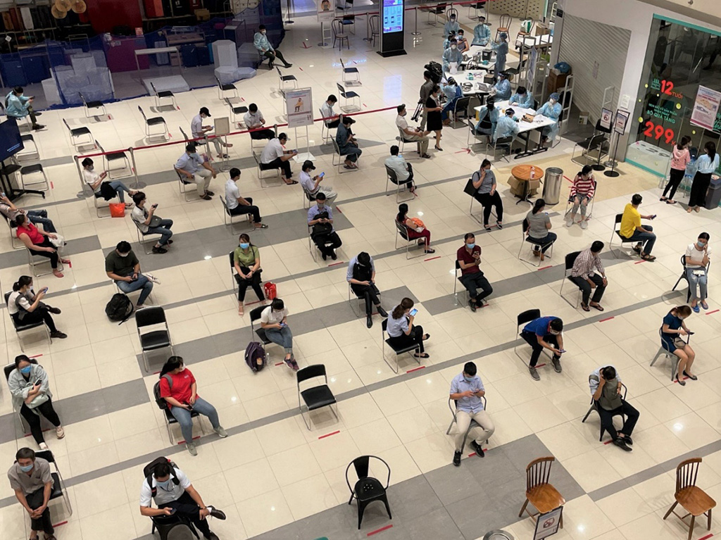 Chiến dịch tiêm chủng đợt 4 được thành phố Thuận An - tỉnh Bình Dương tổ chức an toàn, thuận lợi tại điểm tiêm Trung tâm Mua sắm AEON - Bình Dương Canary