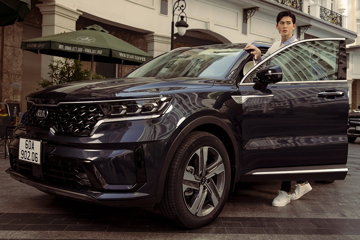 Không quá lời khi nói Kia Sorento hiện đang là mẫu SUV 7 chỗ “giàu” công nghệ bậc nhất tại Việt Nam