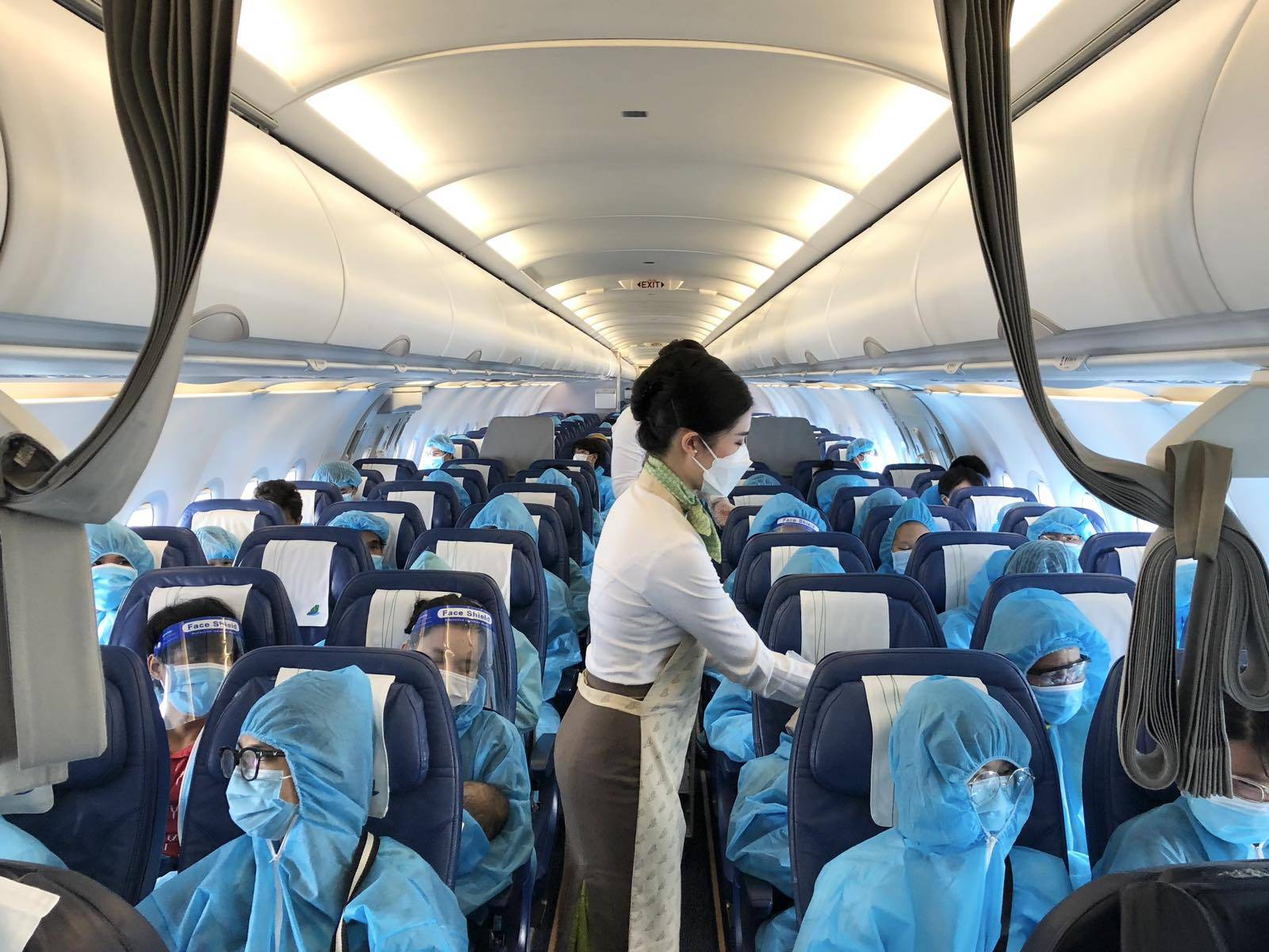 Bamboo Airways đón công dân Gia Lai trở về từ TP.HCM
