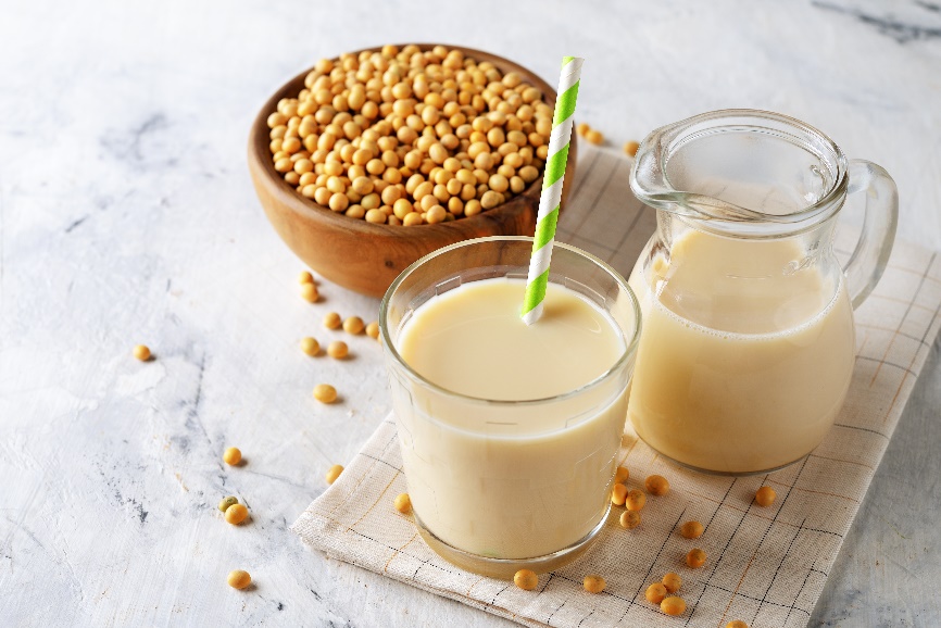 6 lý do nên uống sữa đậu nành mỗi ngày trong mùa dịch này