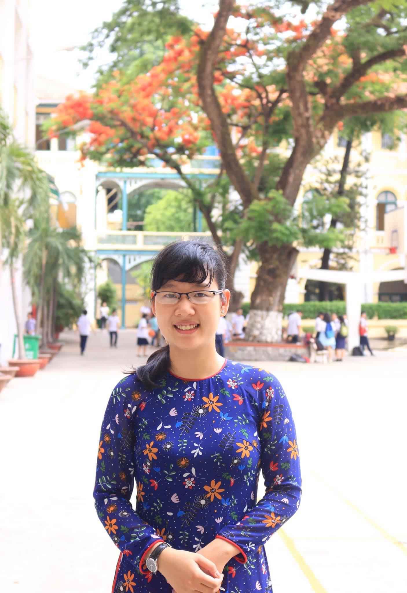 Cô Thanh Tâm (Trường chuyên Trần Đại Nghĩa) là một trong 35 giáo viên Việt Nam tham gia khóa học đầu tiên 