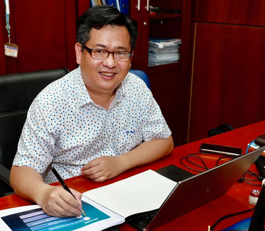 Tiến sĩ Nguyễn Tấn Trần Minh Khang  (Phó hiệu trưởng Trường ĐH Công nghệ thông tin TP.HCM)