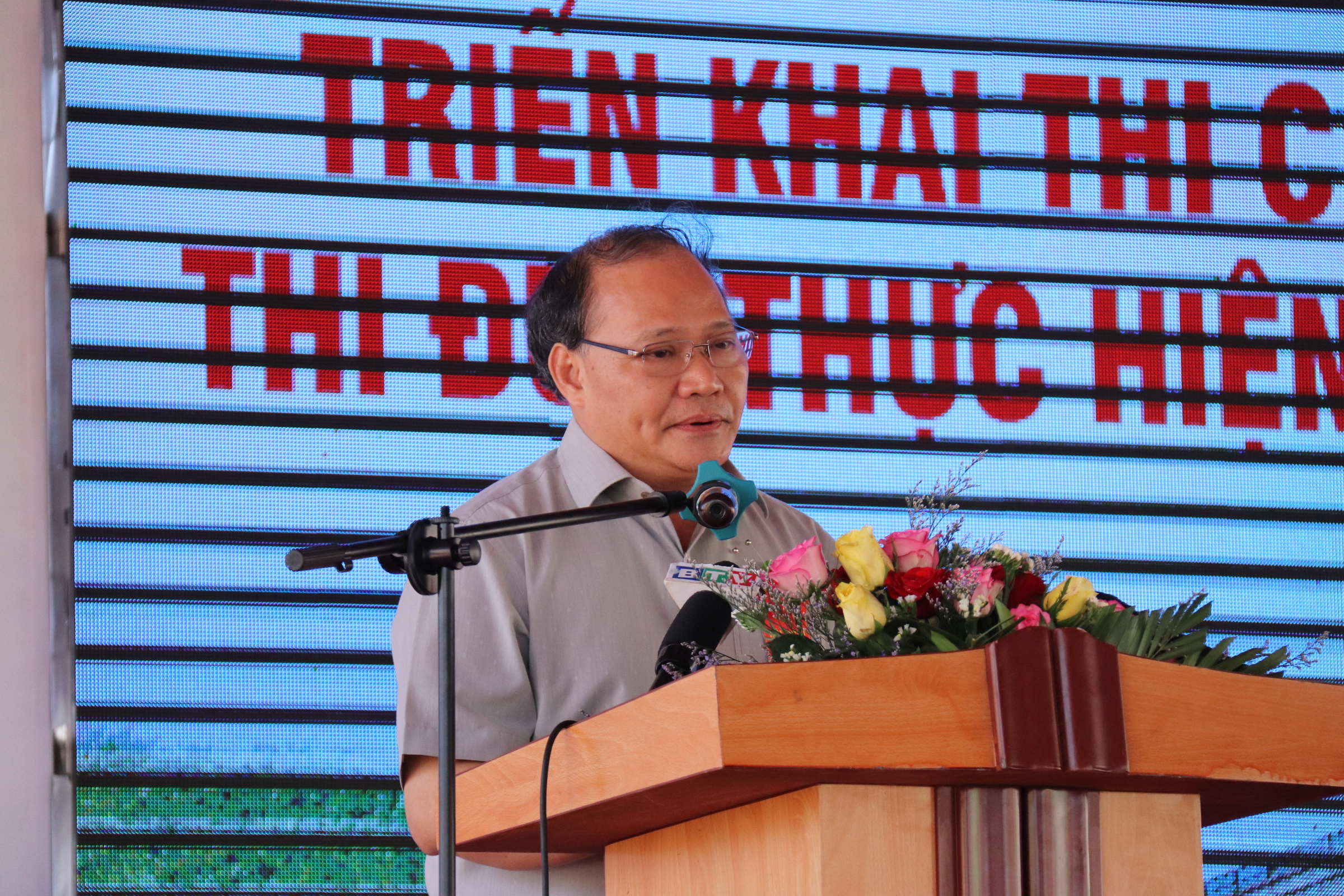 Thứ trưởng Bộ NN-PTNT Hoàng Văn Thắng