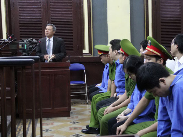 Phúc thẩm đại án Huỳnh Thị Huyền Như: Dàn luật sư VietinBank phản pháo