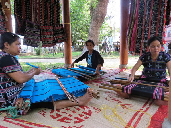 Zèng A Lưới... hạ sơn