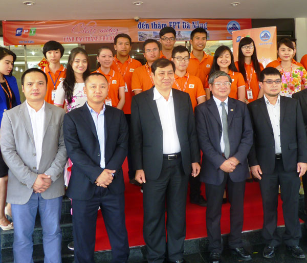 Đà Nẵng hỗ trợ tối đa cho FPT phát triển
