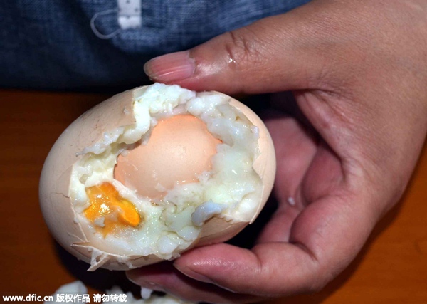 Trứng trong trứng