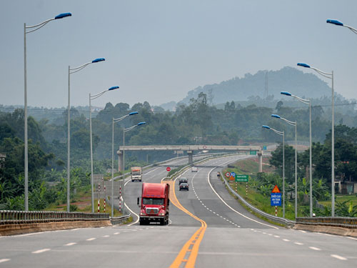 Việc đầu tư đường cao tốc Hà Nội - Lào Cai được xác định là có nhiều sai phạm - Ảnh: Ngọc Thắng