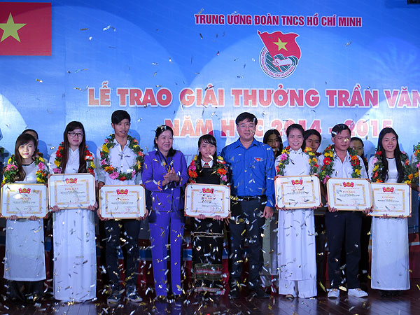 Trao giải thưởng Trần Văn Ơn cho 50 học sinh nghề tiêu biểu toàn quốc