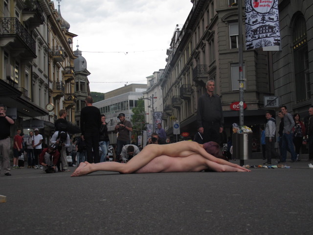 Festival tác phẩm nude nơi công cộng đầu tiên trên thế giới