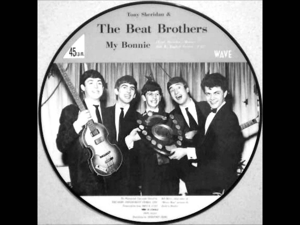 Đấu giá hợp đồng ghi âm đầu tiên của The Beatles