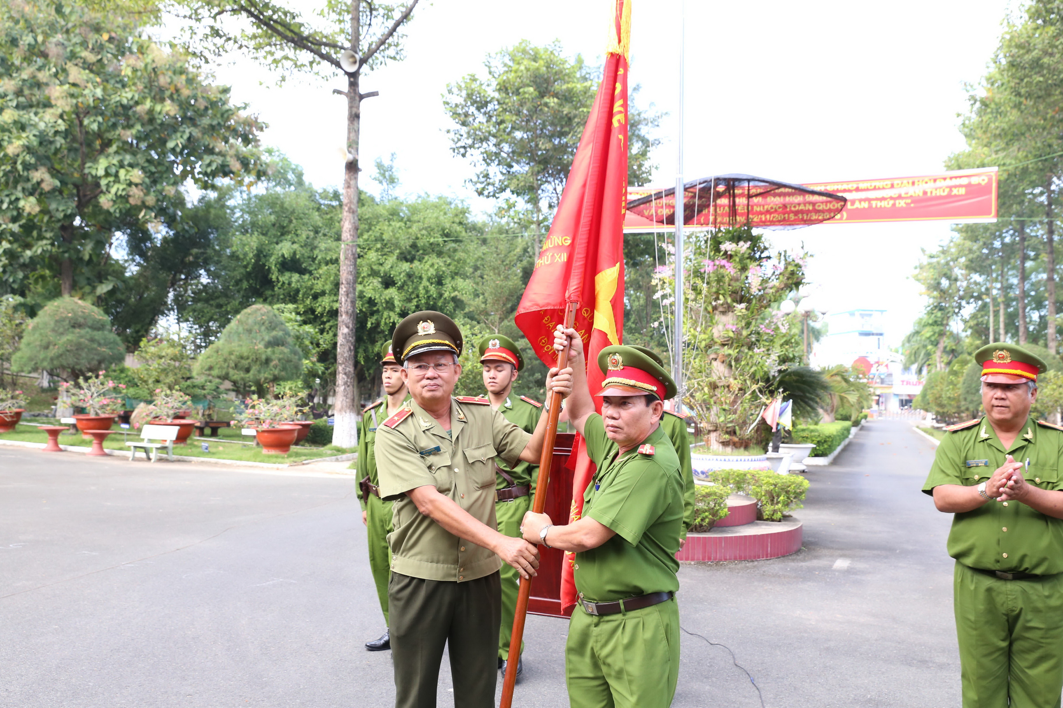  Thiếu tướng Võ Thành Đức- Giám đốc Công an Bình Dương phát động thi đua - Ảnh Đỗ Trường