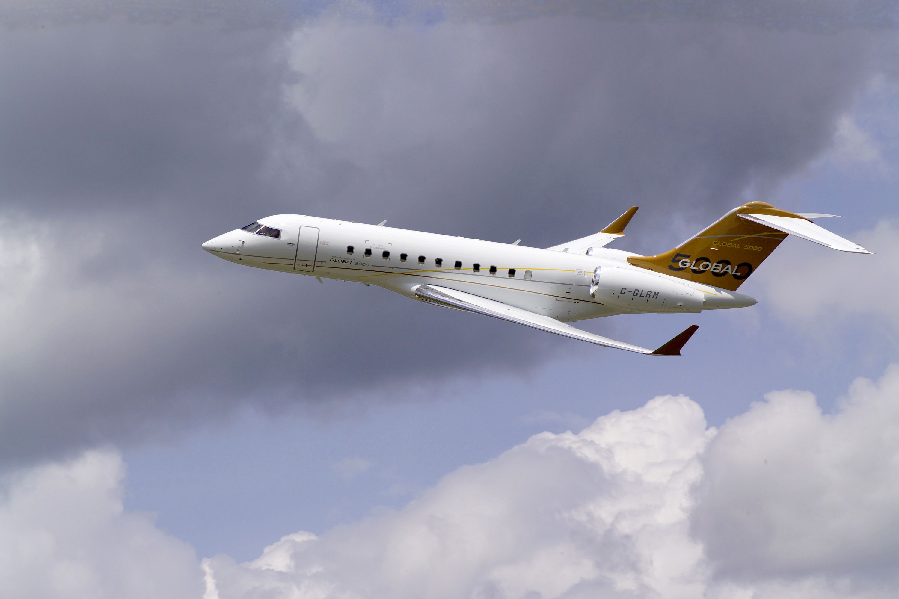 Chuyên cơ Bombardier Global 5.000 - Ảnh: Execflyer