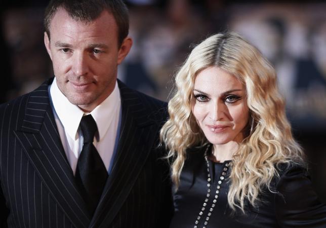 Guy Ritchie và Madonna tháng 9.2008 - Ảnh: Reuters
