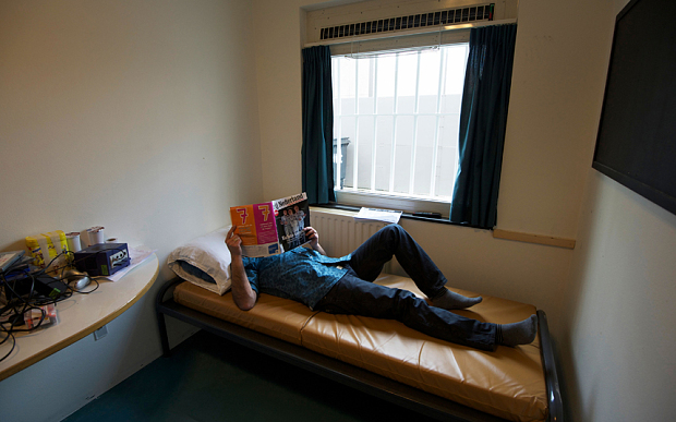 Một tù nhân trong phòng giam tại Hà Lan - Nguồn: telegraph.co.uk