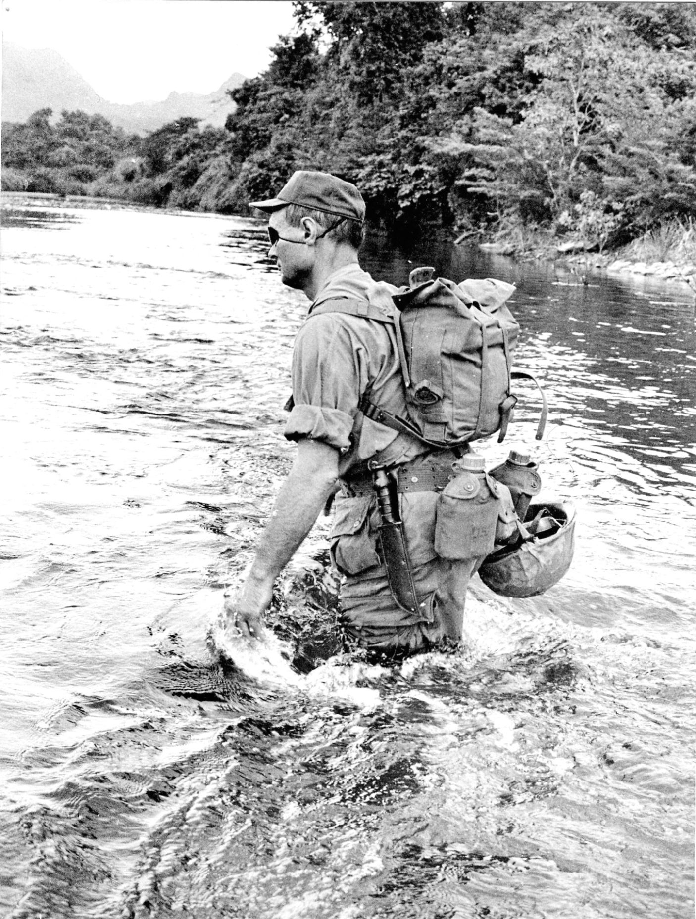 Tướng Moshe Dayan tại miền Nam VN năm 1966 Tướng Moshe Dayan tại miền Nam VN năm 1966