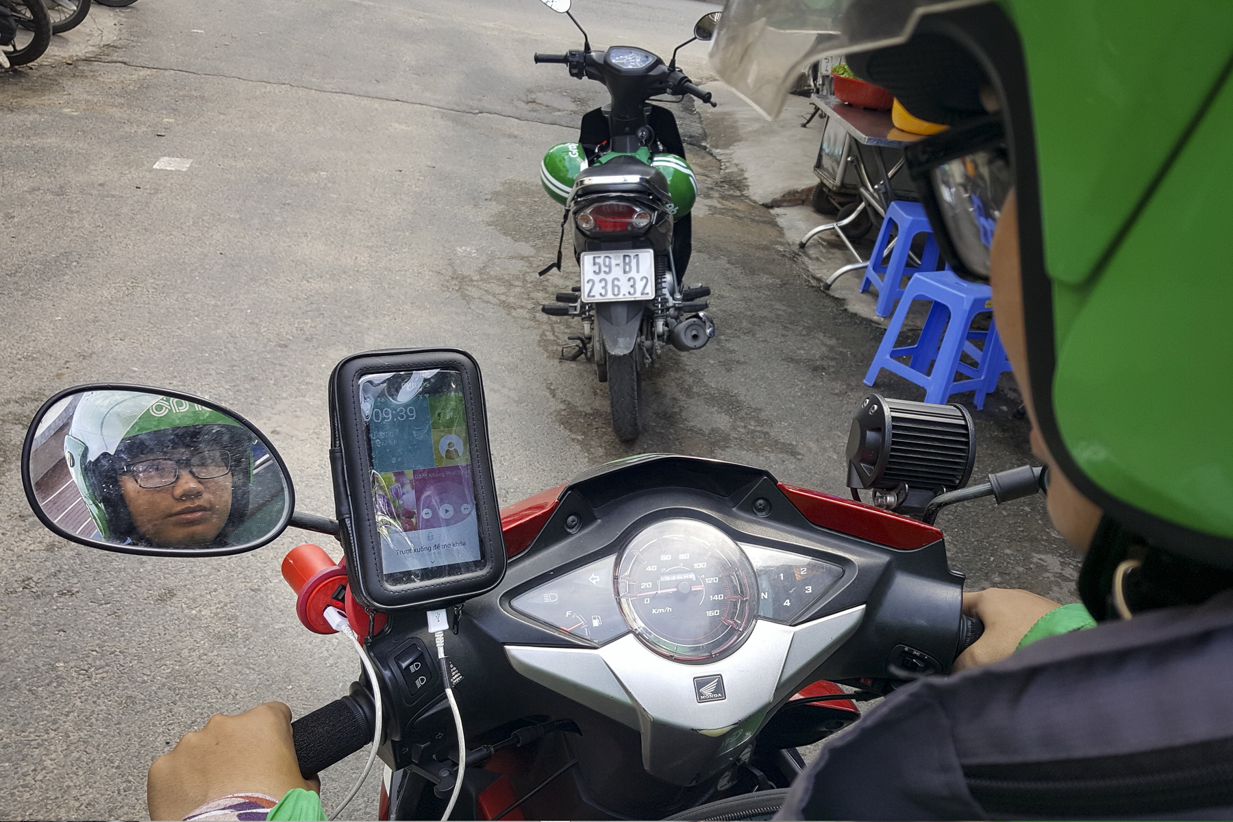 GrabBike: Những cuốc xe đời