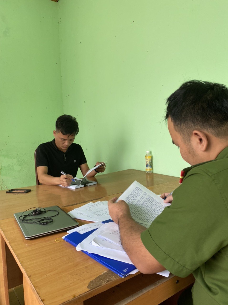Công an Đắk Nông bắt giữ 2 phóng viên tống tiền doanh nghiệp
