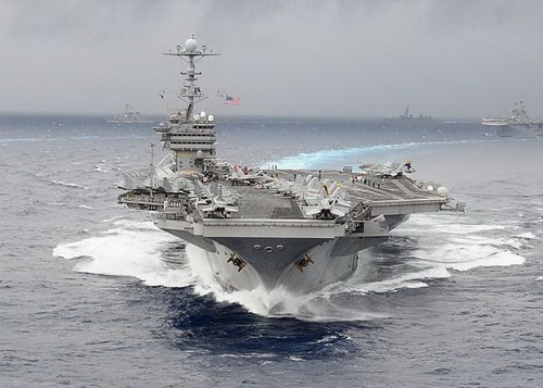 Tàu sân bay USS George Washington của Mỹ - Ảnh: Reuters
