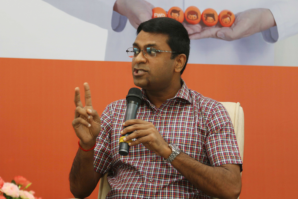 Ông Anantharaman Sridharan chia sẻ giải pháp bảo hiểm bảo vệ cả gia đình trước bệnh hiểm nghèo