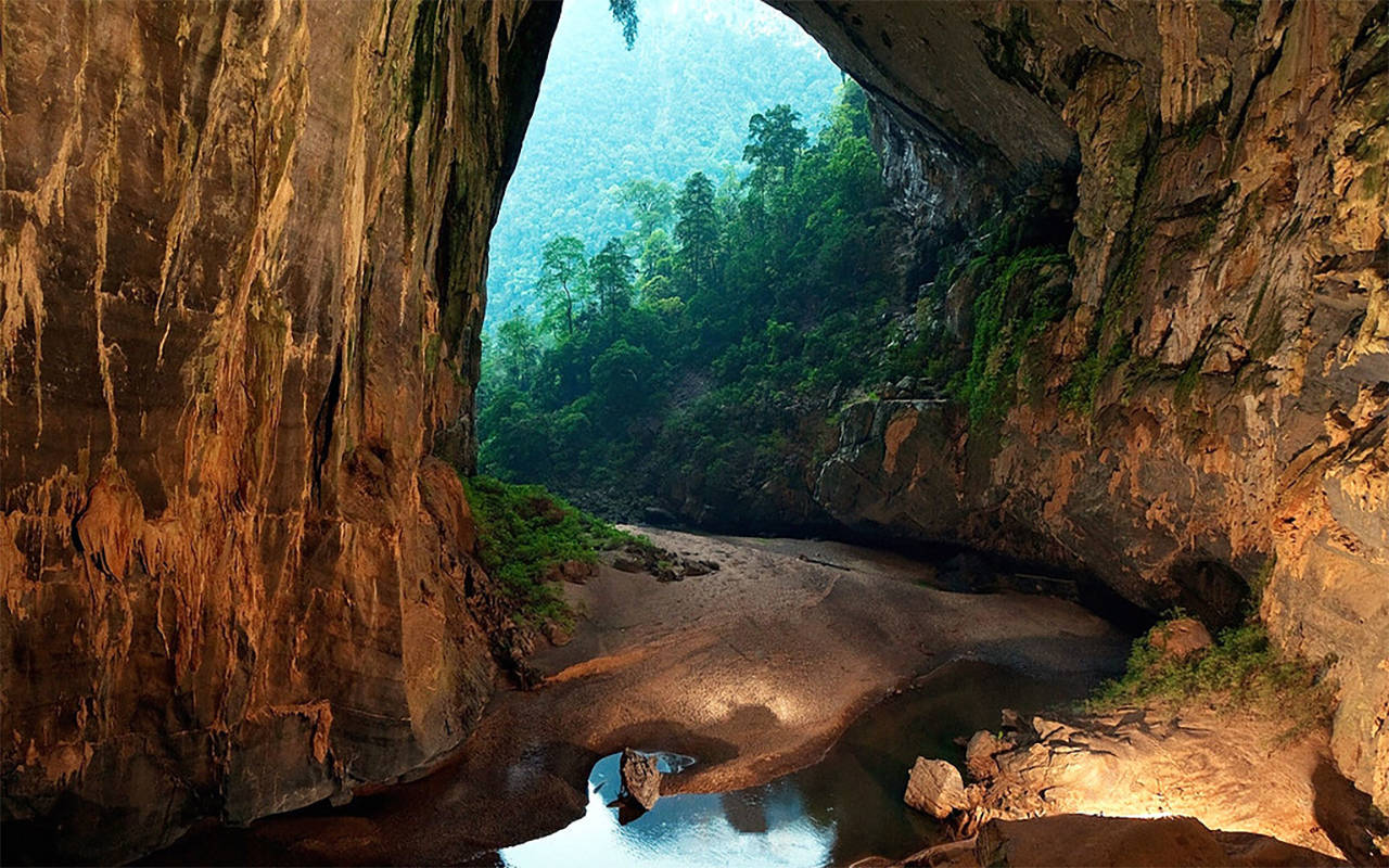 Vẻ đẹp nguyên sơ của hang Sơn Đoòng – hang động tự nhiên lớn nhất thế giới, thắng cánh nổi tiếng tại tỉnh Quảng Bình