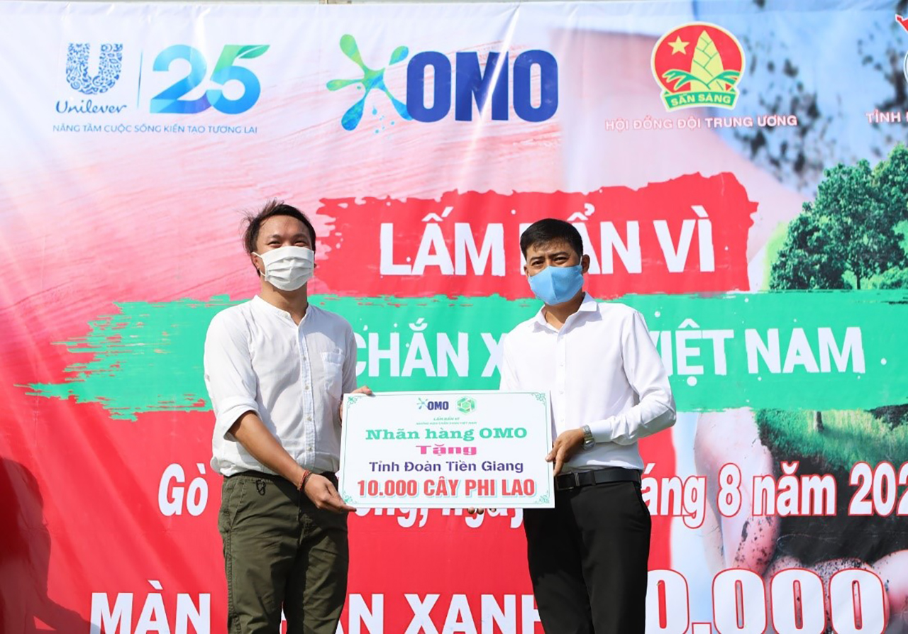 Ngày 16.8, chiến dịch khởi động trồng 10.000 cây phi lao tại tỉnh Tiền Giang