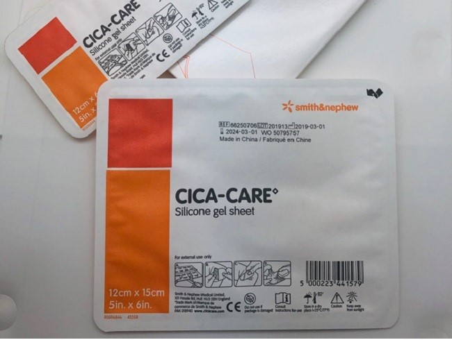 Miếng dán loại bỏ sẹo CICA Care Gel Sheet