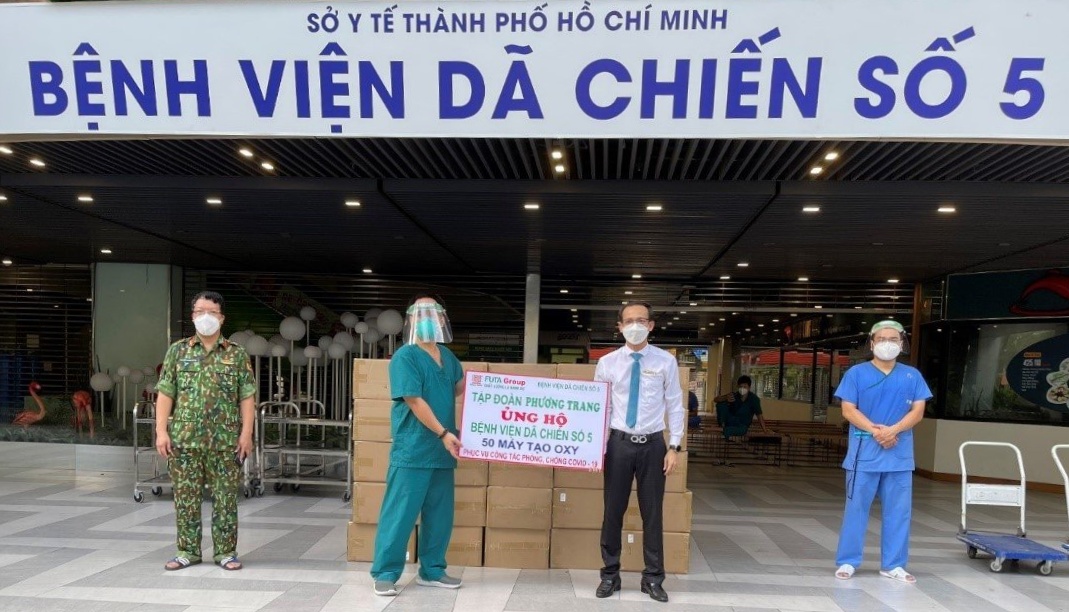 Tập đoàn Phương Trang - FUTA Group tặng 10.000 máy tạo ô xy lưu lượng cao cho các bệnh viện - Ảnh tặng 50 máy tại Bệnh viện dã chiến số 5