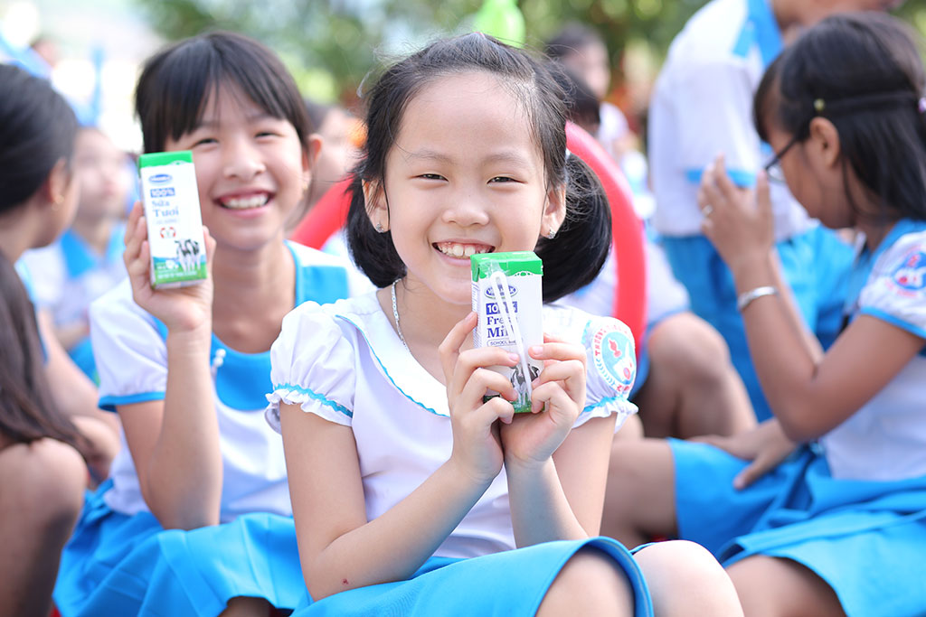 Chương trình đã mang đến một ngày hội cho trẻ em miền núi tỉnh Quảng Nam với thông điệp niềm vui uống sữa tại trường nhân dịp 1.6