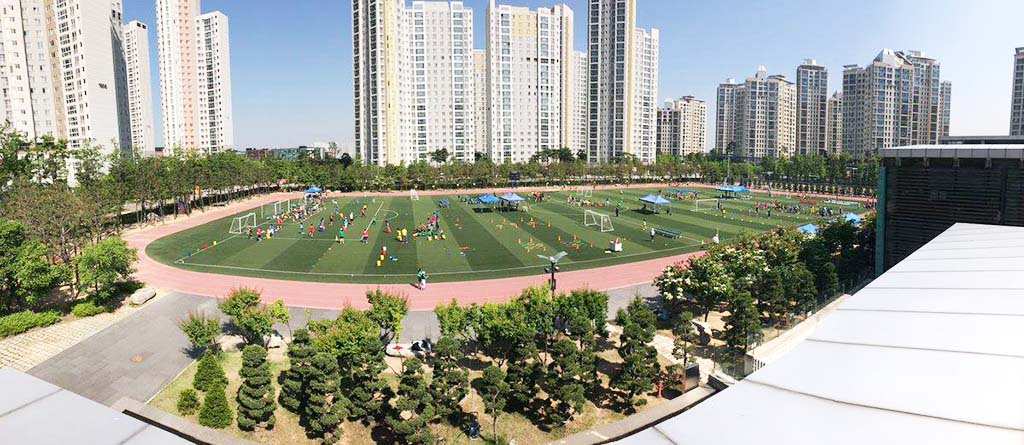 Khuôn viên khu thể thao của trường quốc tế Chadwick tại Hàn Quốc