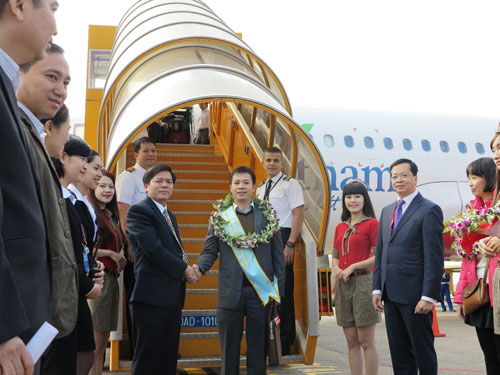 Đón hành khách thứ 5 triệu đến Đà Nẵng bằng đường hàng không 1