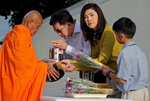 Yingluck Shinawatra: Nữ thủ tướng “hút hồn” đấng nguyên thủ mày râu 10