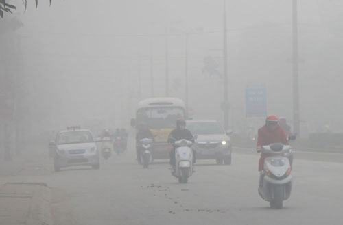 Sương mù dày đặc bao phủ Thành phố Thanh Hóa 7