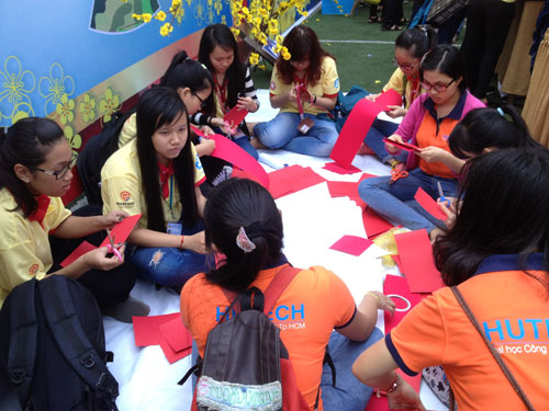 Gần 18.000 sinh viên tham gia chiến dịch Xuân tình nguyện năm 2015 6