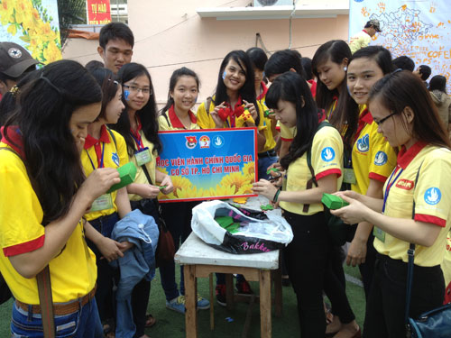 Gần 18.000 sinh viên tham gia chiến dịch Xuân tình nguyện năm 2015 7