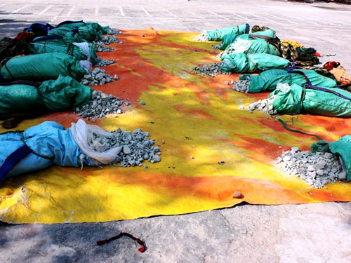 Vận chuyển 670 kg thuốc bom từ Lào về Việt Nam tiêu thụ