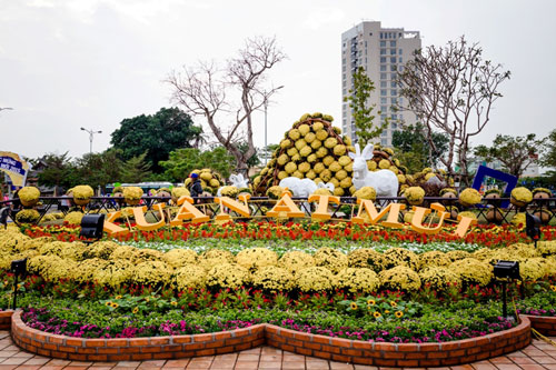 Khai trương đường hoa xuân Bạch Đằng – Đà Nẵng 2015 