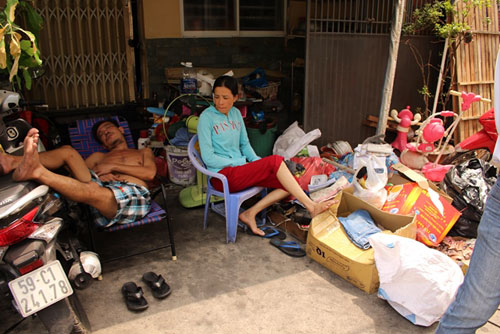 Vụ cháy 8 căn nhà ở TP.HCM: Cuộc sống đảo lộn khi căn nhà biến thành ‘bãi rác’ 7