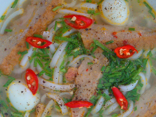 Bánh canh từ... xứ lạ